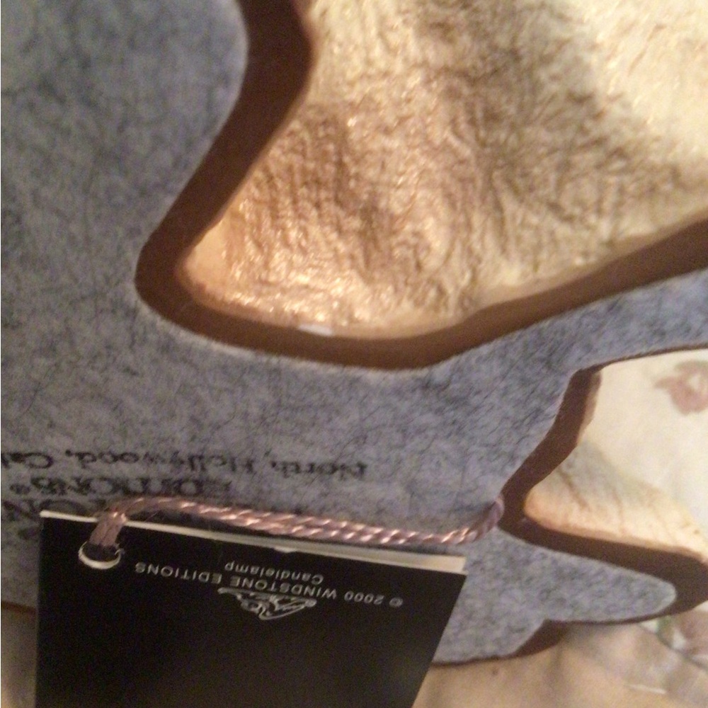 Windstone Editions Rabbit Candle Holder - Picture 4 of 5